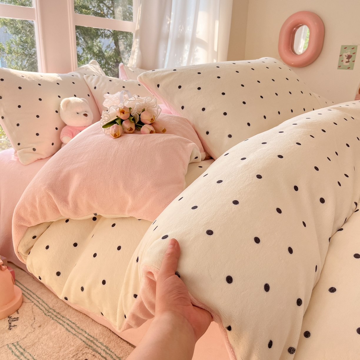 91家纺网 家纺一手货源 找家纺 慕澄家纺 2025新款小清新牛奶绒印花四件套 浪漫波点