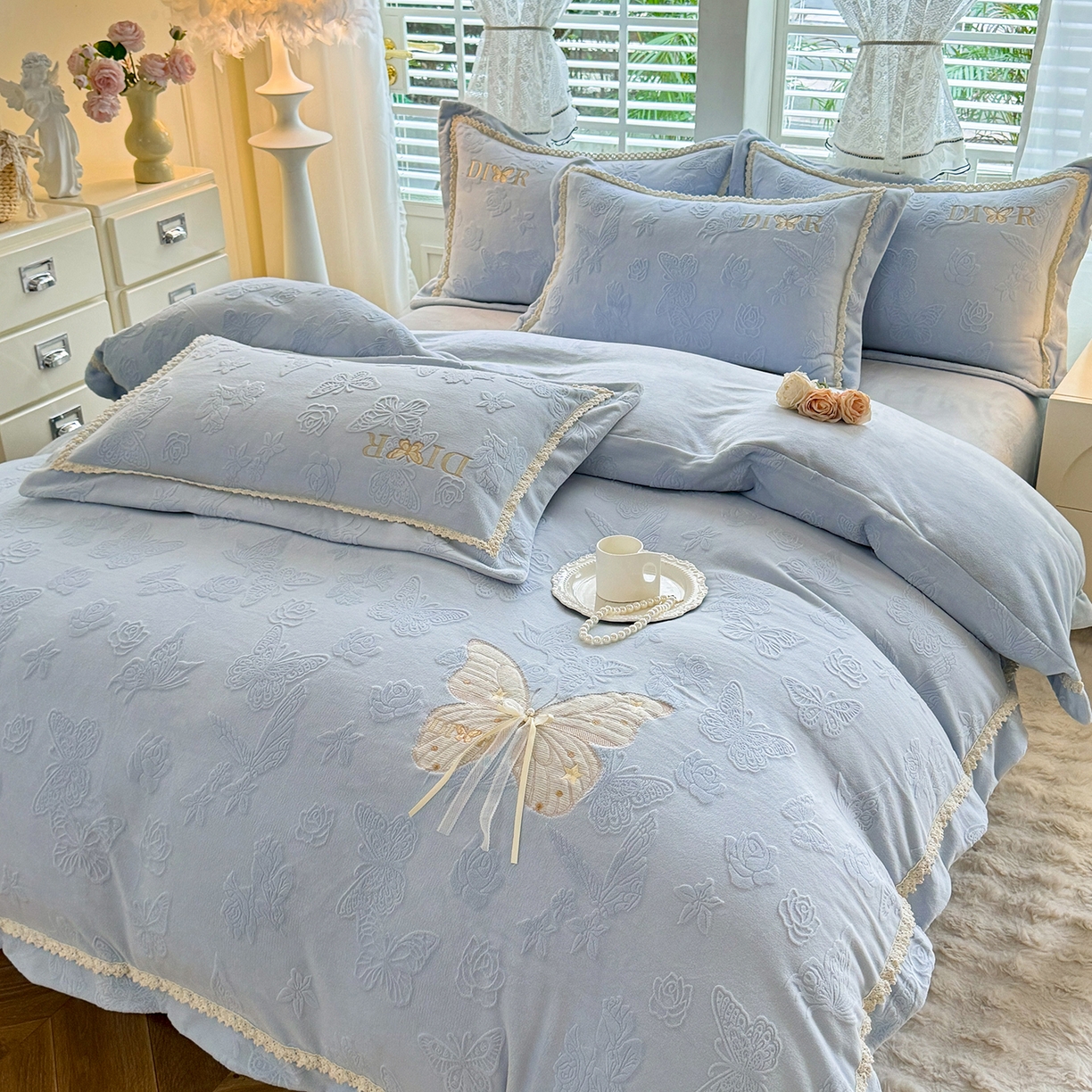 艾唯希家纺 2025新款韩版雕花绒工艺四件套全消光牛奶绒-语蝶系列 语蝶-兰