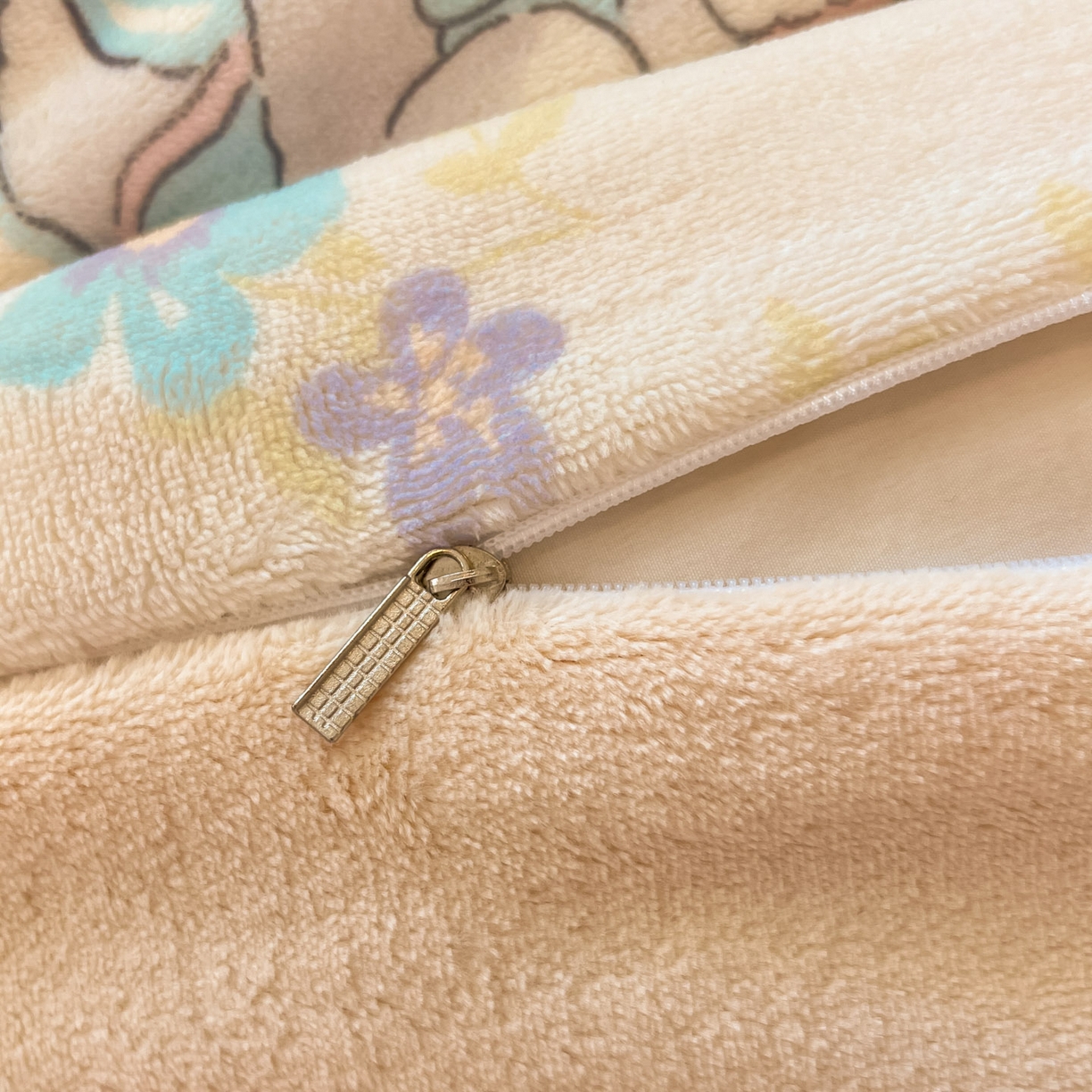 91家纺网 家纺一手货源 找家纺 慕澄家纺 2025新款小清新牛奶绒印花四件套 奶奶可爱