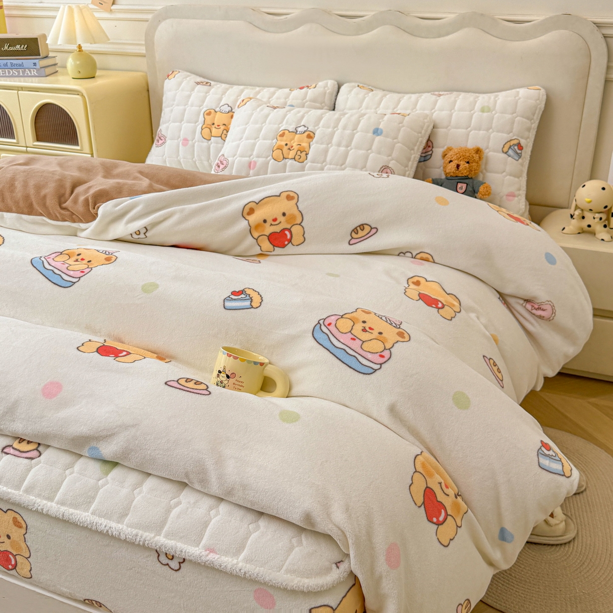 91家纺网 家纺一手货源 找家纺 （总）LIFE.丽芙 2025秋冬新款A类牛奶绒加厚夹棉床笠+被套组合四件套