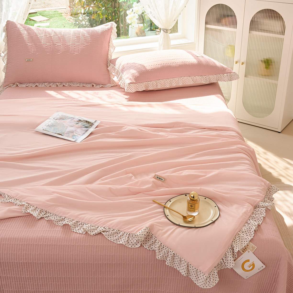 91家纺网 家纺一手货源 找家纺 优希家纺 2025新款芬妮夏被四件套 粉色