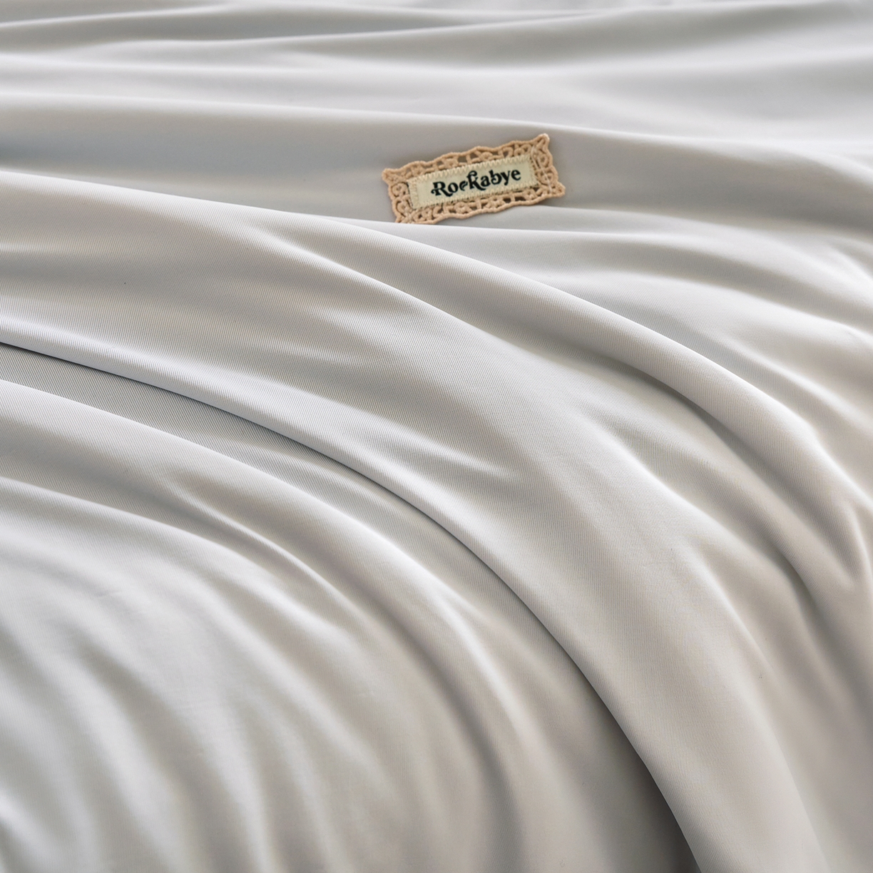 91家纺网 家纺一手货源 找家纺 优希家纺 2025新款芬妮夏被四件套 灰色