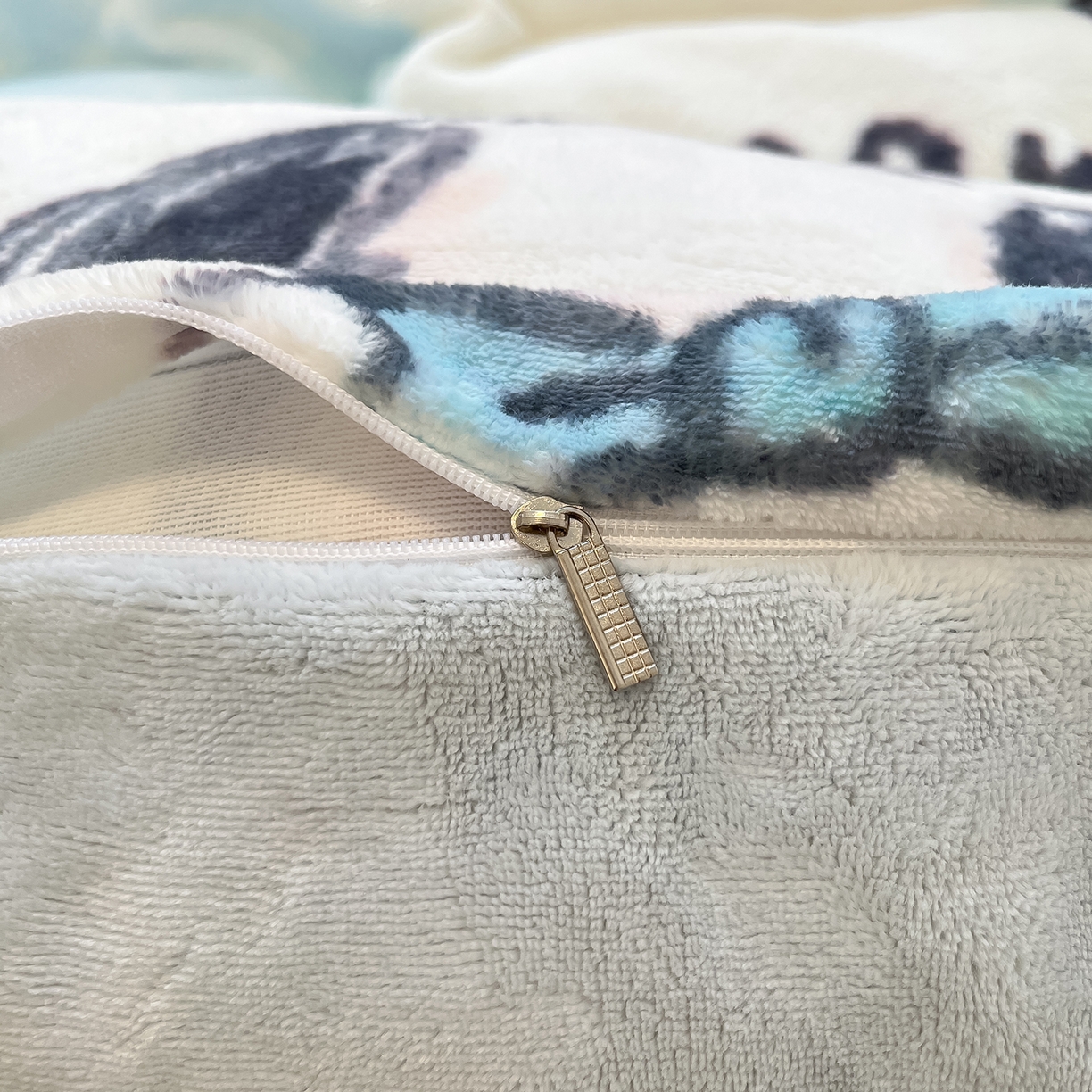 91家纺网 家纺一手货源 找家纺 慕澄家纺 2025新款小清新牛奶绒印花四件套 趣味狗