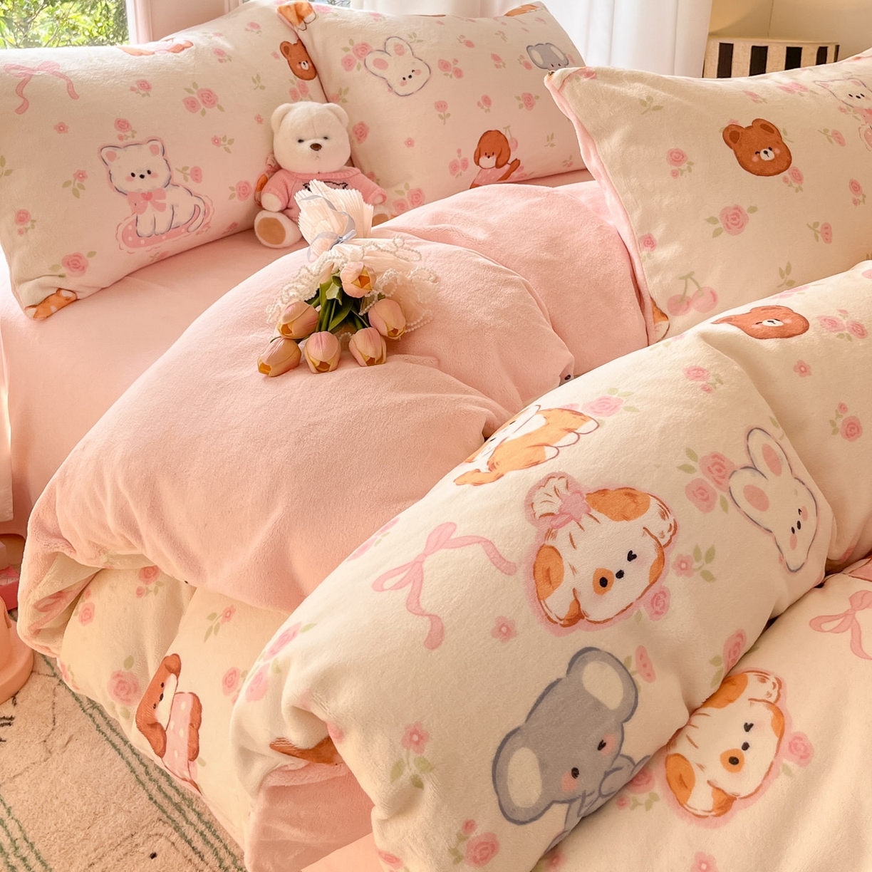 91家纺网 家纺一手货源 找家纺 慕澄家纺 2025新款小清新牛奶绒印花四件套 碎花小汪