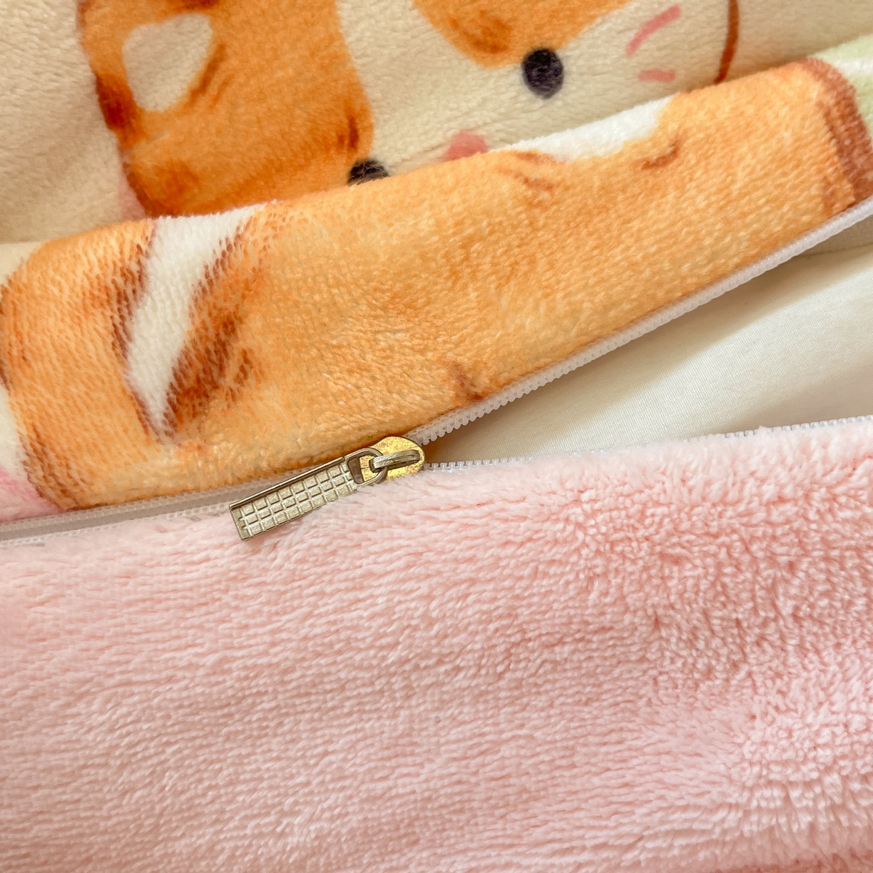 91家纺网 家纺一手货源 找家纺 慕澄家纺 2025新款小清新牛奶绒印花四件套 碎花小汪