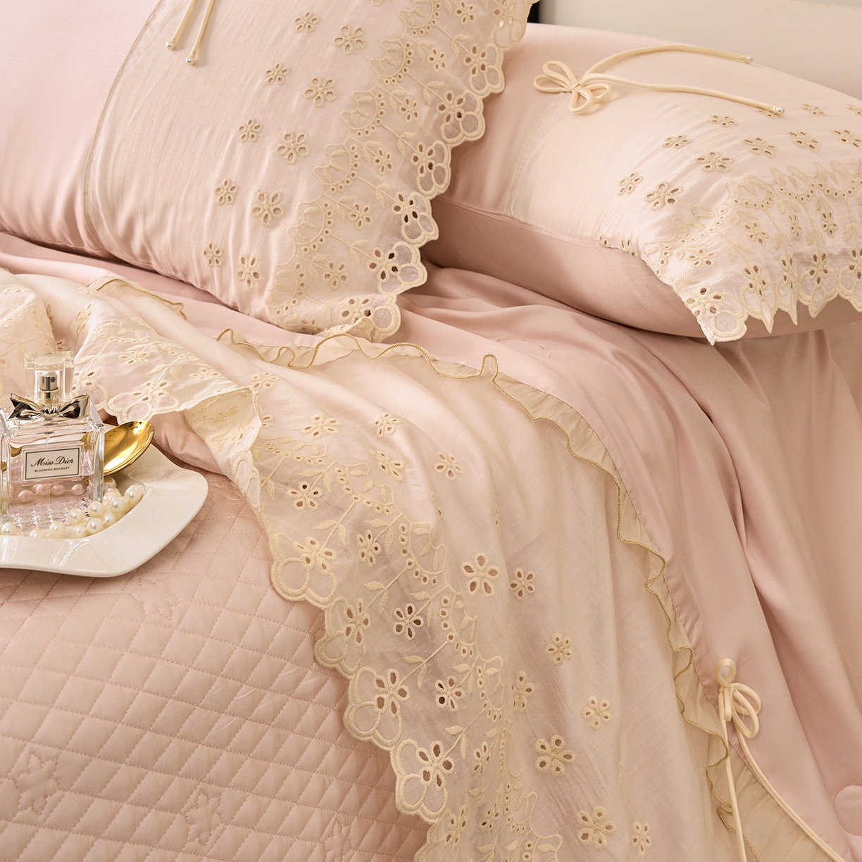 91家纺网 家纺一手货源 找家纺 （总）优希家纺 2025新款安雅夏被床盖四件套