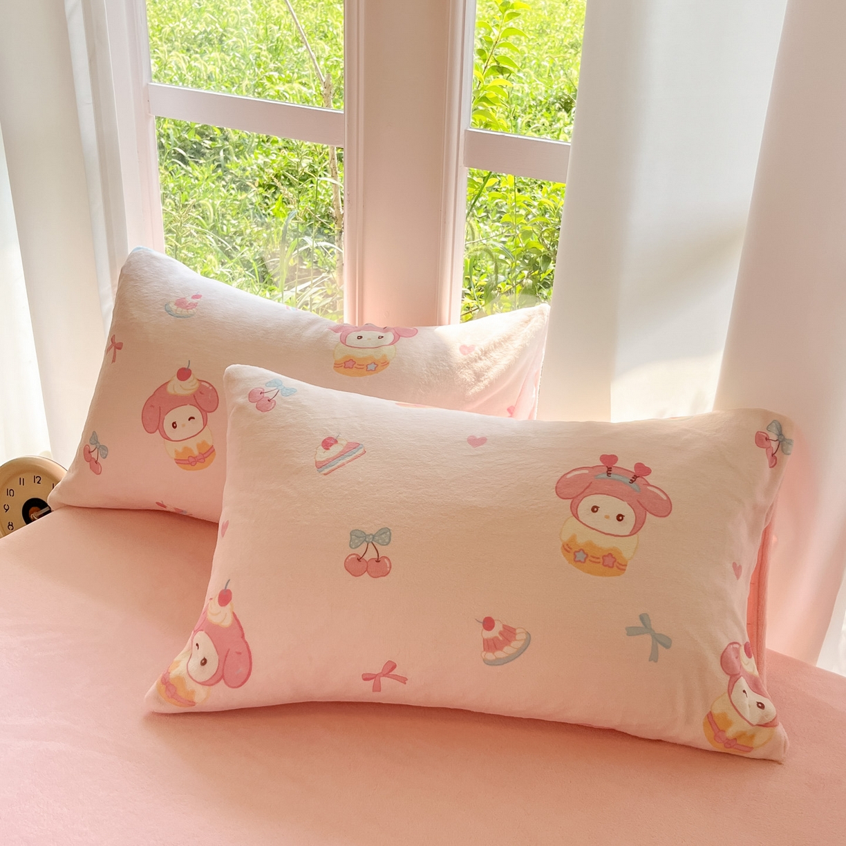 91家纺网 家纺一手货源 找家纺 慕澄家纺 2025新款小清新牛奶绒印花四件套 甜品美乐蒂