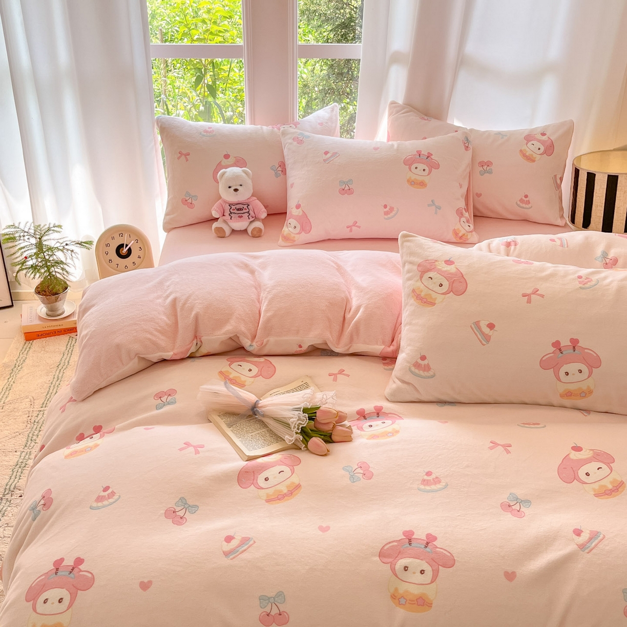 91家纺网 家纺一手货源 找家纺 慕澄家纺 2025新款小清新牛奶绒印花四件套 甜品美乐蒂