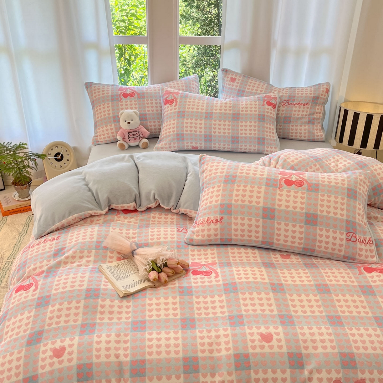 91家纺网 家纺一手货源 找家纺 慕澄家纺 2025新款小清新牛奶绒印花四件套 心心相印