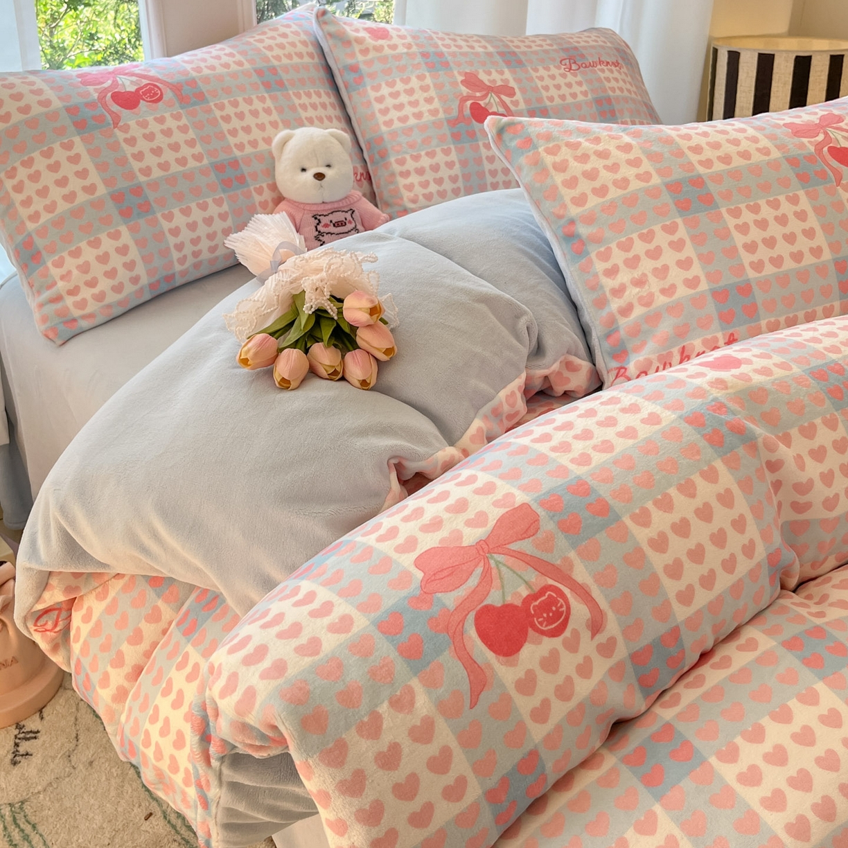 91家纺网 家纺一手货源 找家纺 慕澄家纺 2025新款小清新牛奶绒印花四件套 心心相印