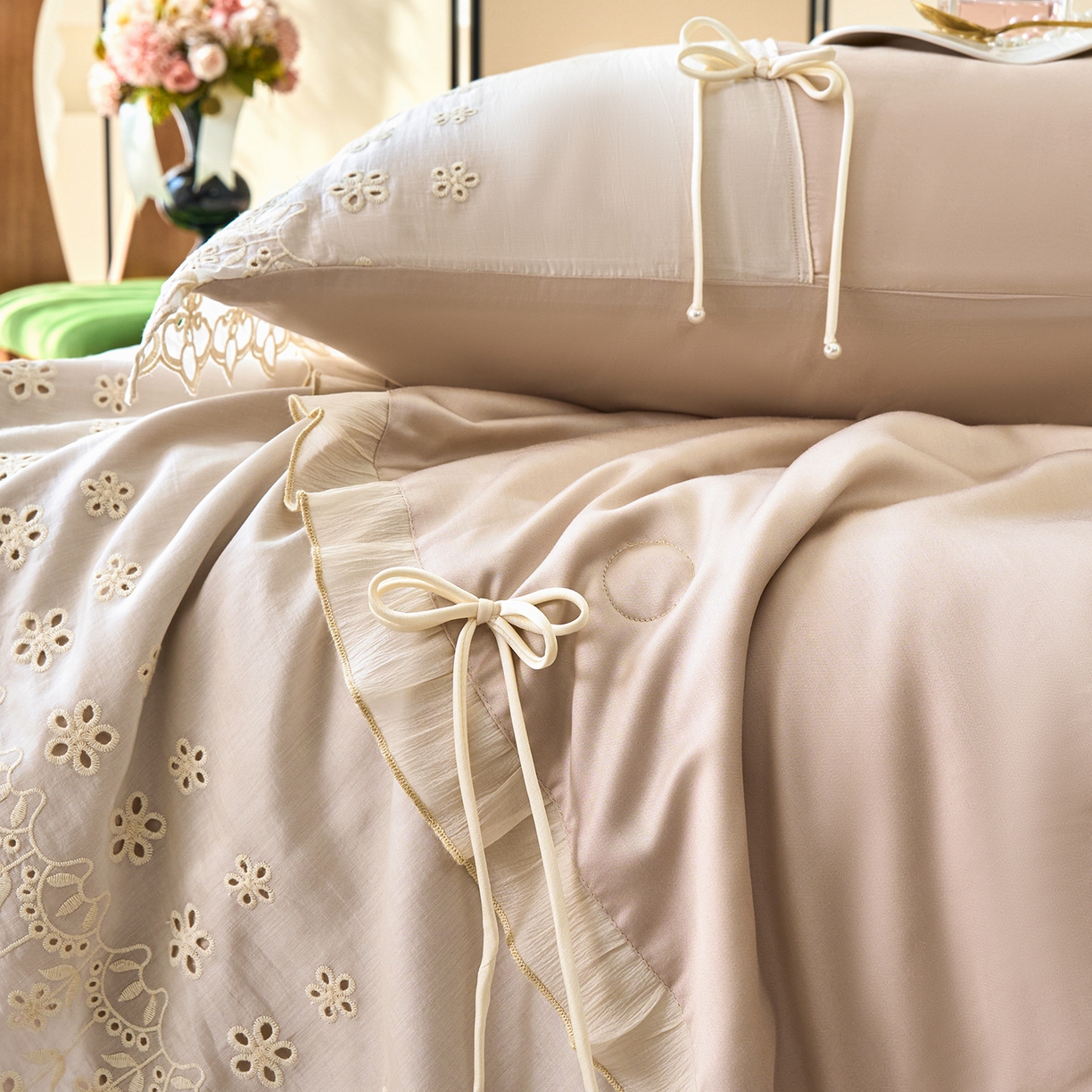 91家纺网 家纺一手货源 找家纺 优希家纺 2025新款安雅夏被床盖四件套 卡其