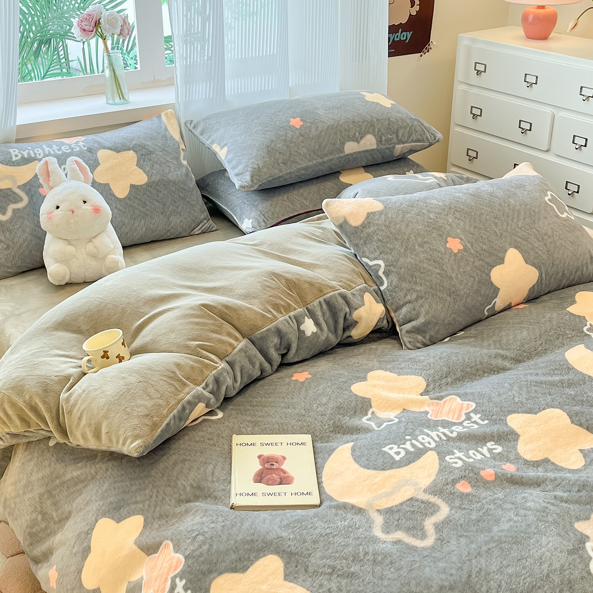 91家纺网 家纺一手货源 找家纺 慕澄家纺 2025新款小清新牛奶绒印花四件套 星星月亮