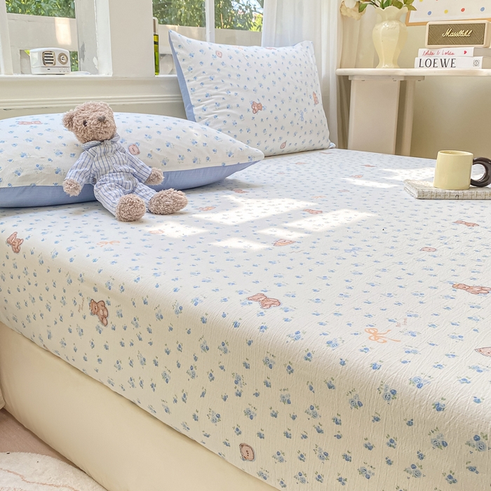 91家纺网 家纺一手货源 找家纺 朵朵家纺 2025新款超柔印花单床笠单品学生宿舍床垫保护套 床笠（床垫保护套可定制尺寸 ） 花町小能蓝