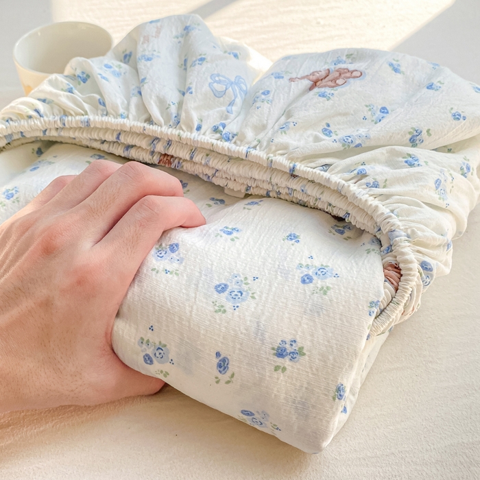 91家纺网 家纺一手货源 找家纺 朵朵家纺 2025新款超柔印花单床笠单品学生宿舍床垫保护套 床笠（床垫保护套可定制尺寸 ） 花町小能蓝
