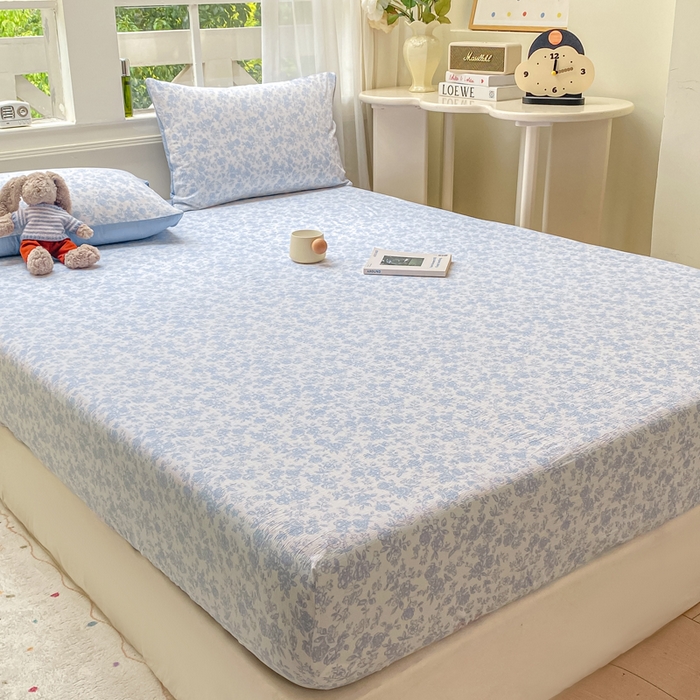 91家纺网 家纺一手货源 找家纺 朵朵家纺 2025新款超柔印花单床笠单品学生宿舍床垫保护套 床笠（床垫保护套可定制尺寸 ） 蓝色花园