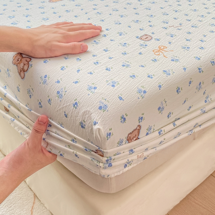 91家纺网 家纺一手货源 找家纺 朵朵家纺 2025新款超柔印花单床笠单品学生宿舍床垫保护套 床笠（床垫保护套可定制尺寸 ） 花町小能蓝