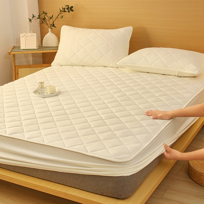 91家纺网 家纺一手货源 找家纺 小禹仔家纺 2025新款亲肤夹棉床笠 白色