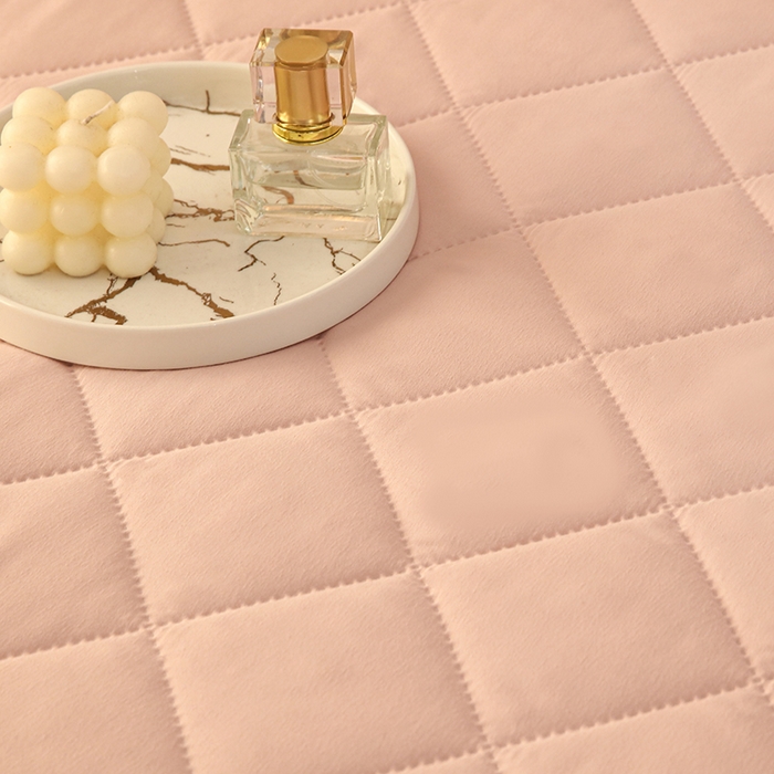 91家纺网 家纺一手货源 找家纺 小禹仔家纺 2025新款亲肤夹棉床笠 粉色