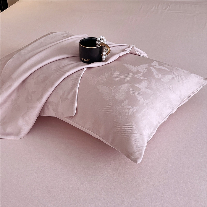 91家纺网 家纺一手货源 找家纺 琪格格纺织 2025新款50S贡缎大提花加厚全棉磨毛四件套 流光蝶影-粉紫