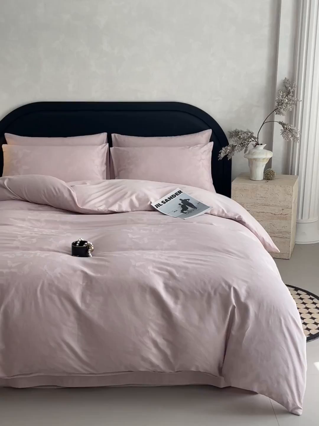 91家纺网 家纺一手货源 找家纺 琪格格纺织 2025新款50S贡缎大提花加厚全棉磨毛四件套 流光蝶影-粉紫