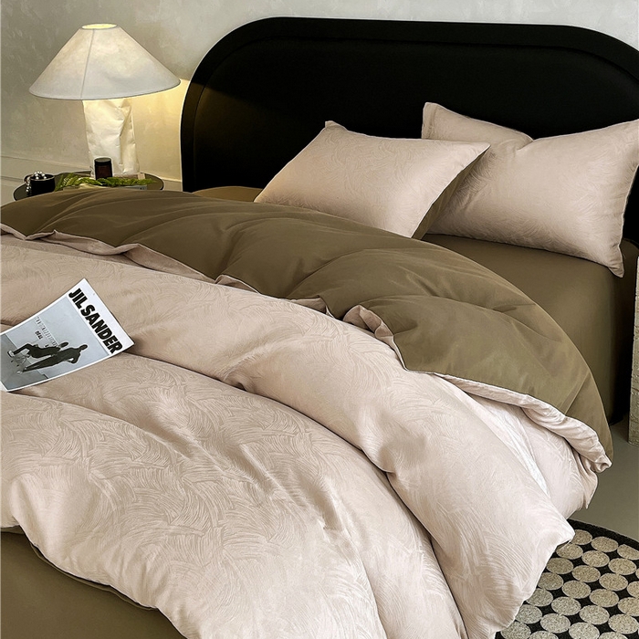 91家纺网 家纺一手货源 找家纺 琪格格纺织 2025新款50S贡缎大提花加厚全棉磨毛四件套 永恒韵律-咖