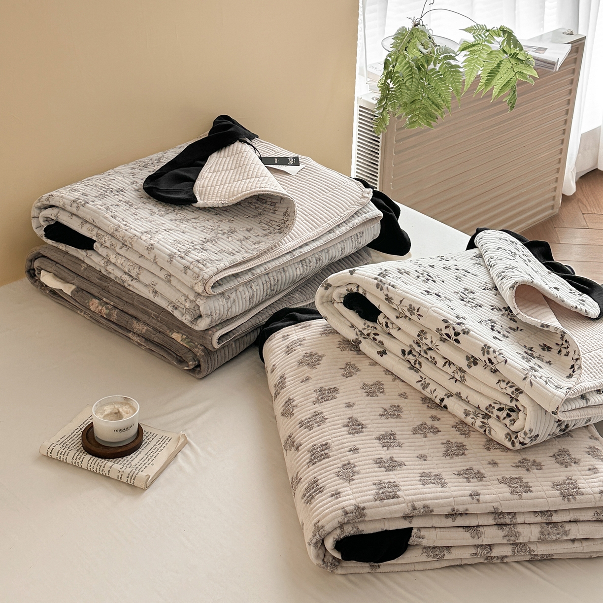 91家纺网 家纺一手货源 找家纺 桃心家居 2025新款韩版花边法式花卉碎花加厚牛奶绒多功能床盖单件单床盖床盖三件套单品 组合图仅供展示不可下单