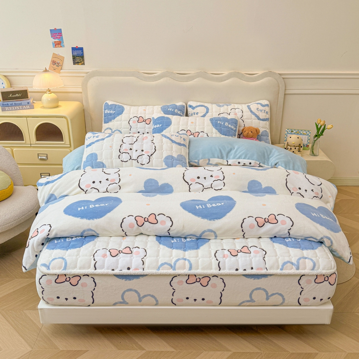 91家纺网 家纺一手货源 找家纺 LIFE.丽芙 2025秋冬新款A类牛奶绒加厚夹棉床笠+被套组合四件套 爱心小宠-蓝