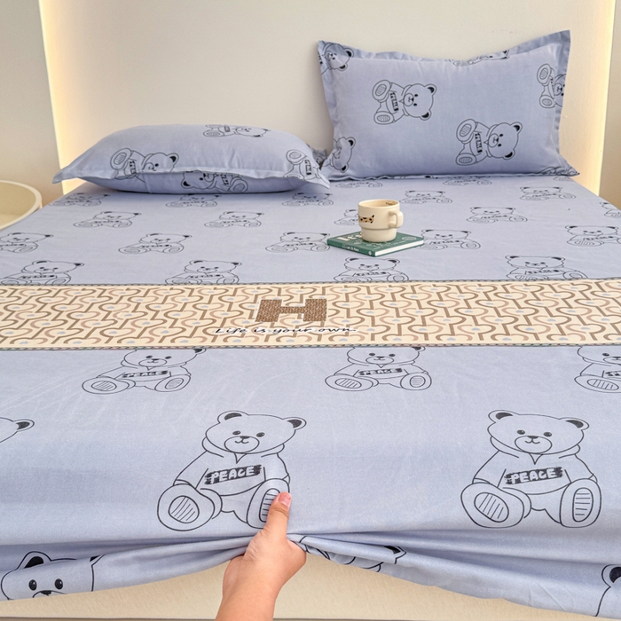 91家纺网 家纺一手货源 找家纺 梦舒阳 2025新款磨毛植物羊绒单床笠三件套单品床笠 嘟嘟熊