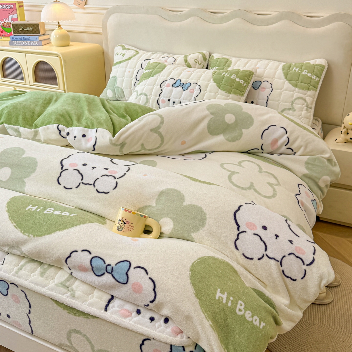 91家纺网 家纺一手货源 找家纺 LIFE.丽芙 2025秋冬新款A类牛奶绒加厚夹棉床笠+被套组合四件套 爱心小宠-绿