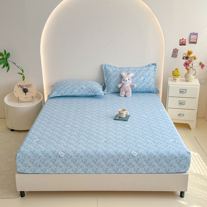 91家纺网 家纺一手货源 找家纺 梦舒阳 2025新款磨毛植物羊绒单床笠三件套单品床笠 小熊日记