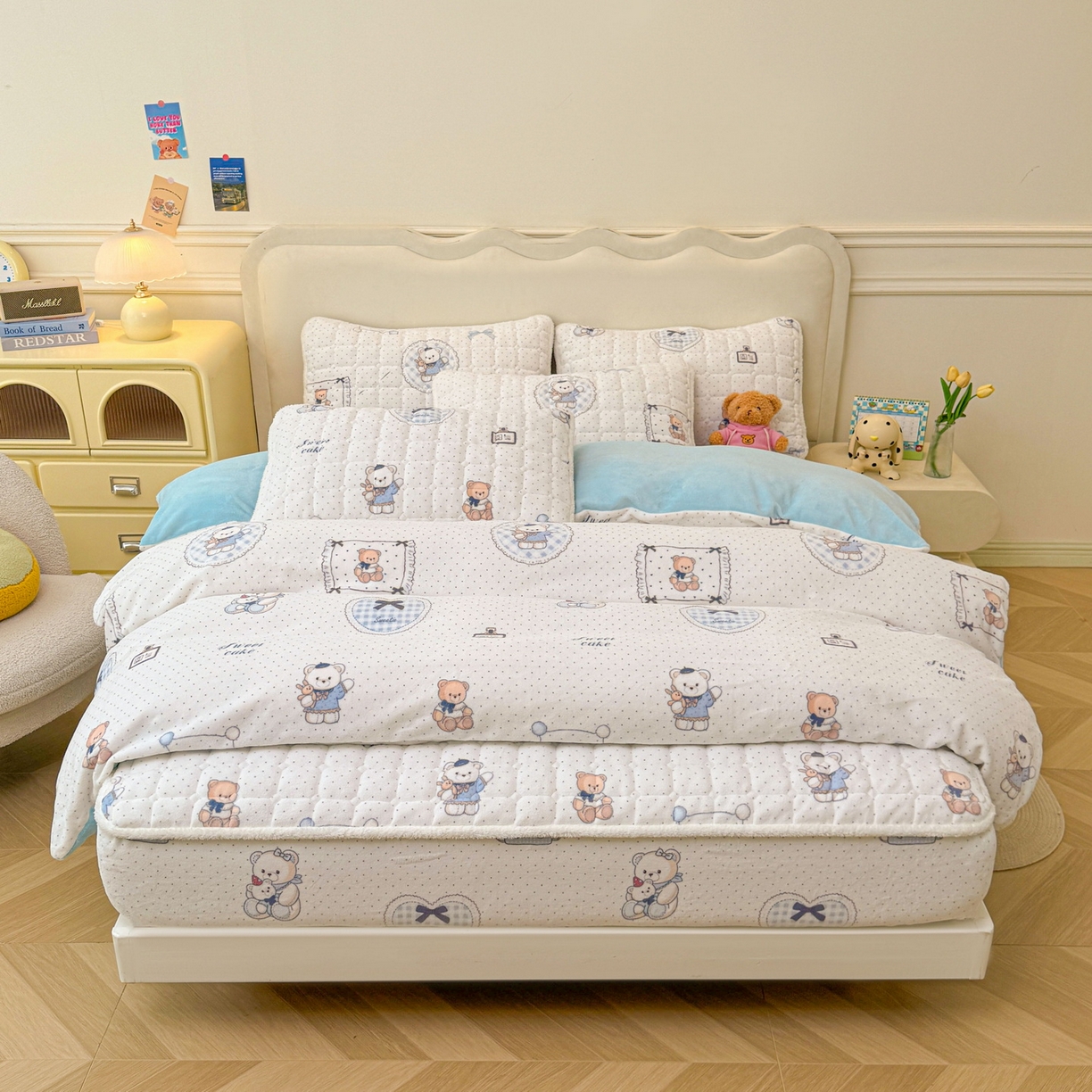 91家纺网 家纺一手货源 找家纺 LIFE.丽芙 2025秋冬新款A类牛奶绒加厚夹棉床笠+被套组合四件套 贝果宝贝