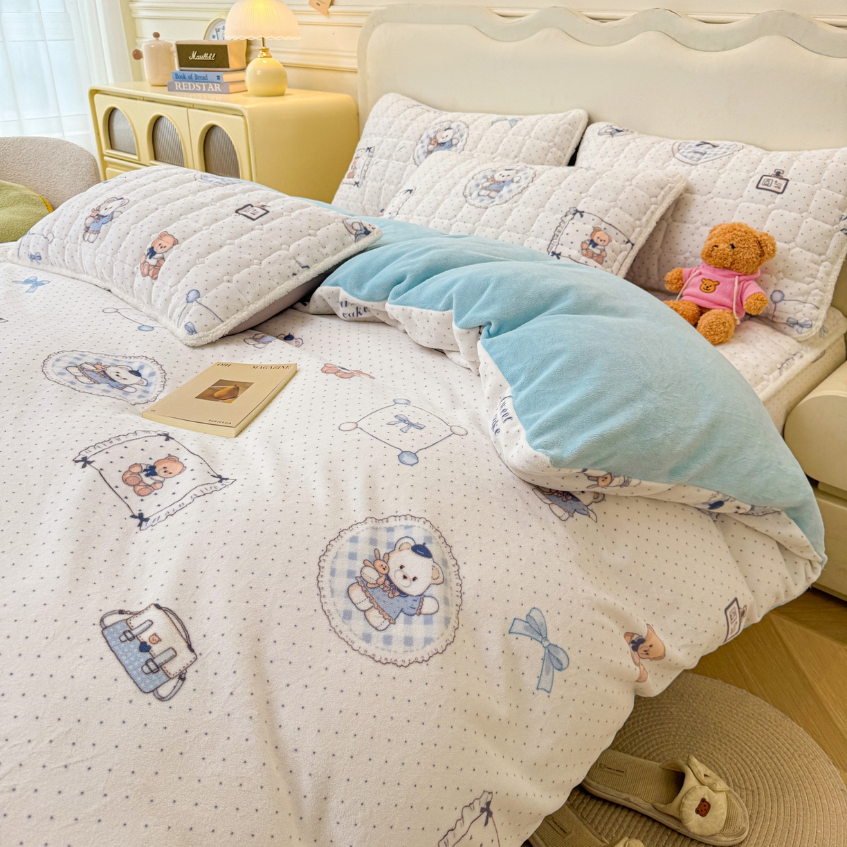 91家纺网 家纺一手货源 找家纺 LIFE.丽芙 2025秋冬新款A类牛奶绒加厚夹棉床笠+被套组合四件套 贝果宝贝