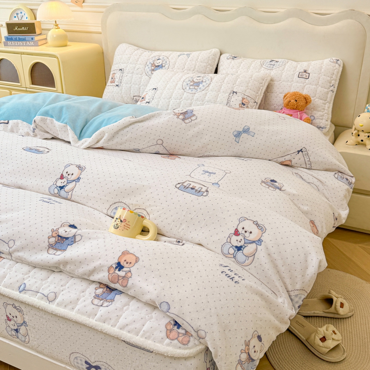 91家纺网 家纺一手货源 找家纺 LIFE.丽芙 2025秋冬新款A类牛奶绒加厚夹棉床笠+被套组合四件套 贝果宝贝