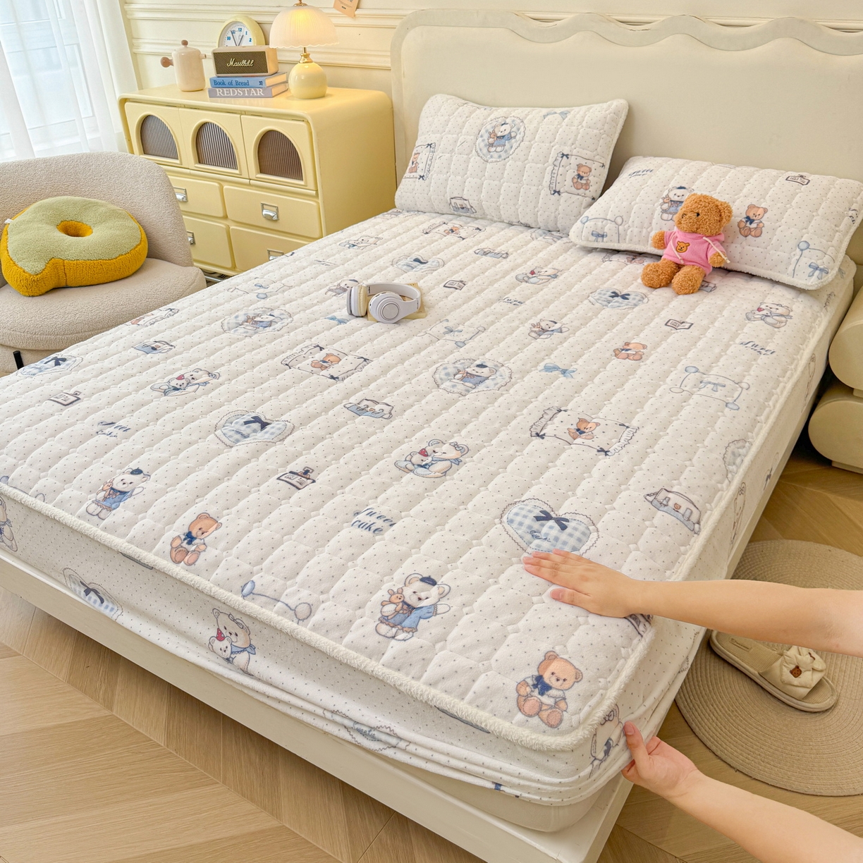 91家纺网 家纺一手货源 找家纺 LIFE.丽芙 2025秋冬新款A类牛奶绒加厚夹棉床笠+被套组合四件套 贝果宝贝