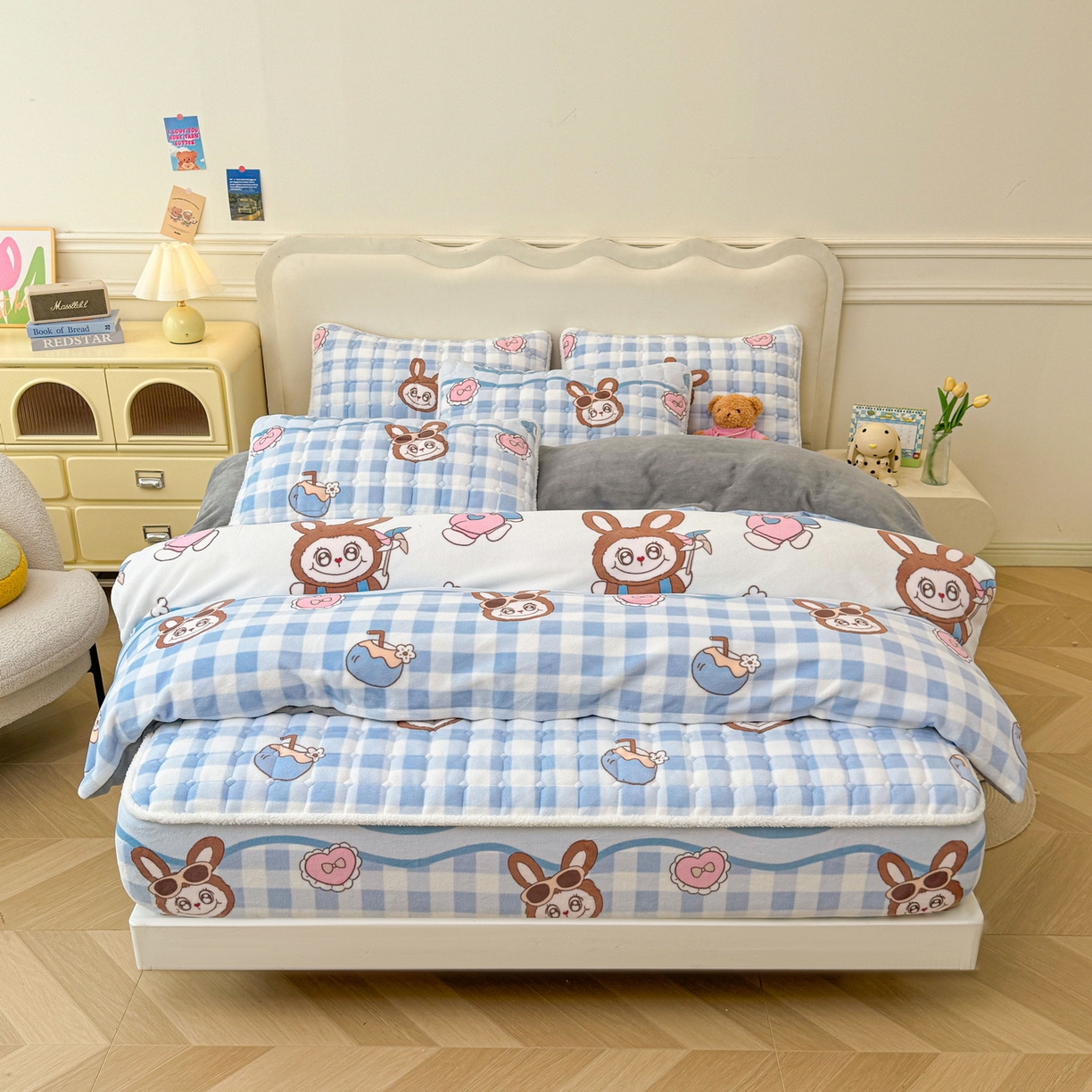 91家纺网 家纺一手货源 找家纺 LIFE.丽芙 2025秋冬新款A类牛奶绒加厚夹棉床笠+被套组合四件套 布布乐园