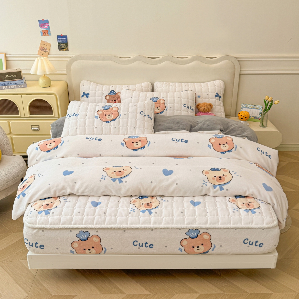 91家纺网 家纺一手货源 找家纺 LIFE.丽芙 2025秋冬新款A类牛奶绒加厚夹棉床笠+被套组合四件套 动感小熊