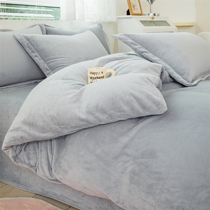 91家纺网 家纺一手货源 找家纺 锦罗绣 2025新款牛奶绒肌理纹单被套 浅灰