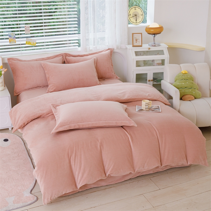 91家纺网 家纺一手货源 找家纺 锦罗绣 2025新款牛奶绒肌理纹单被套 暖橘