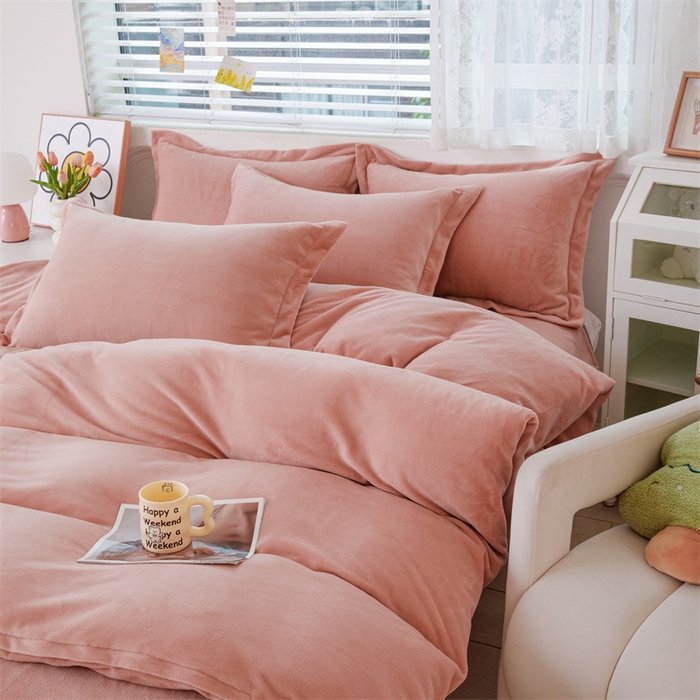 91家纺网 家纺一手货源 找家纺 锦罗绣 2025新款牛奶绒肌理纹单被套 暖橘