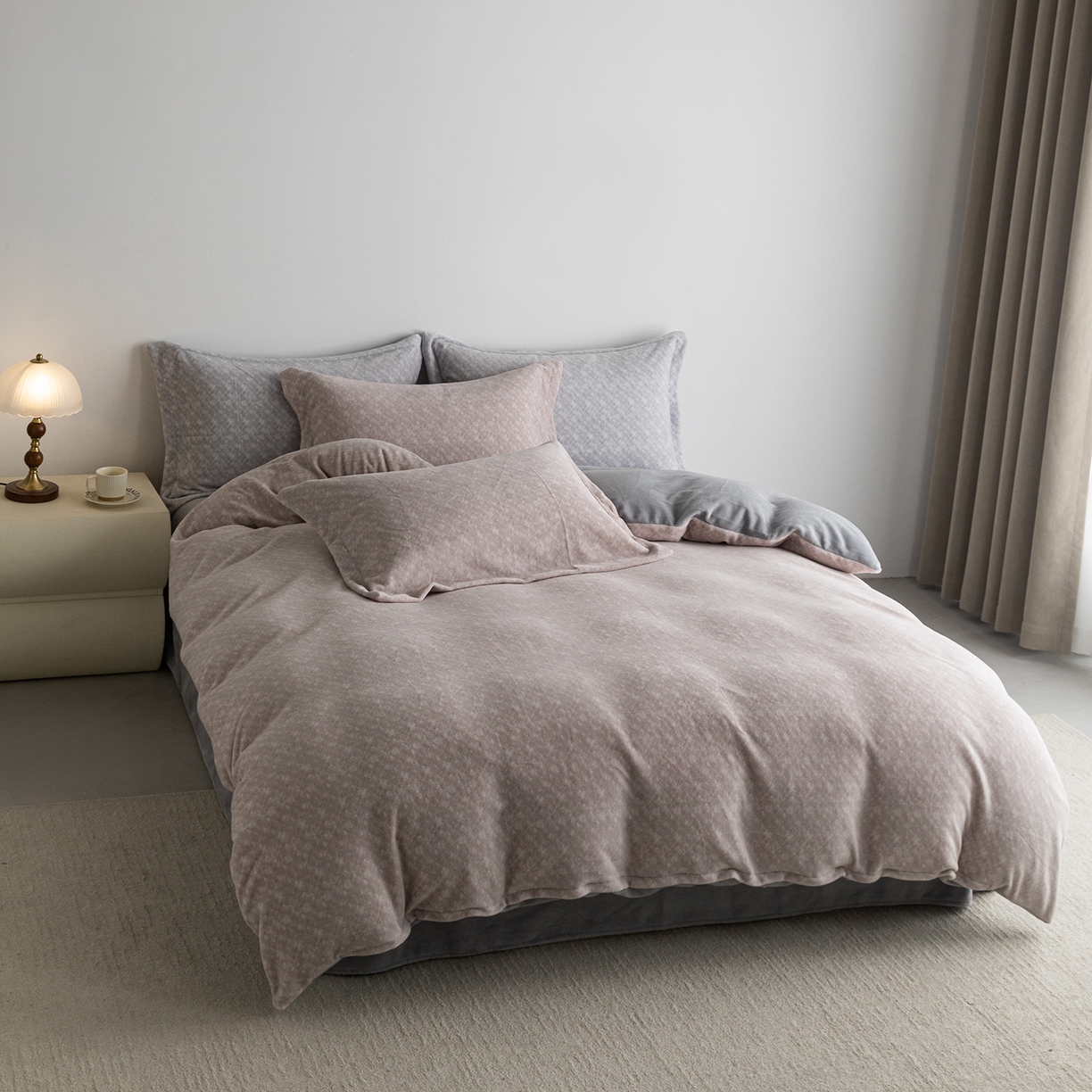 91家纺网 家纺一手货源 找家纺 锦罗绣 2025新款牛奶绒肌理纹单被套 肌理纹-咖