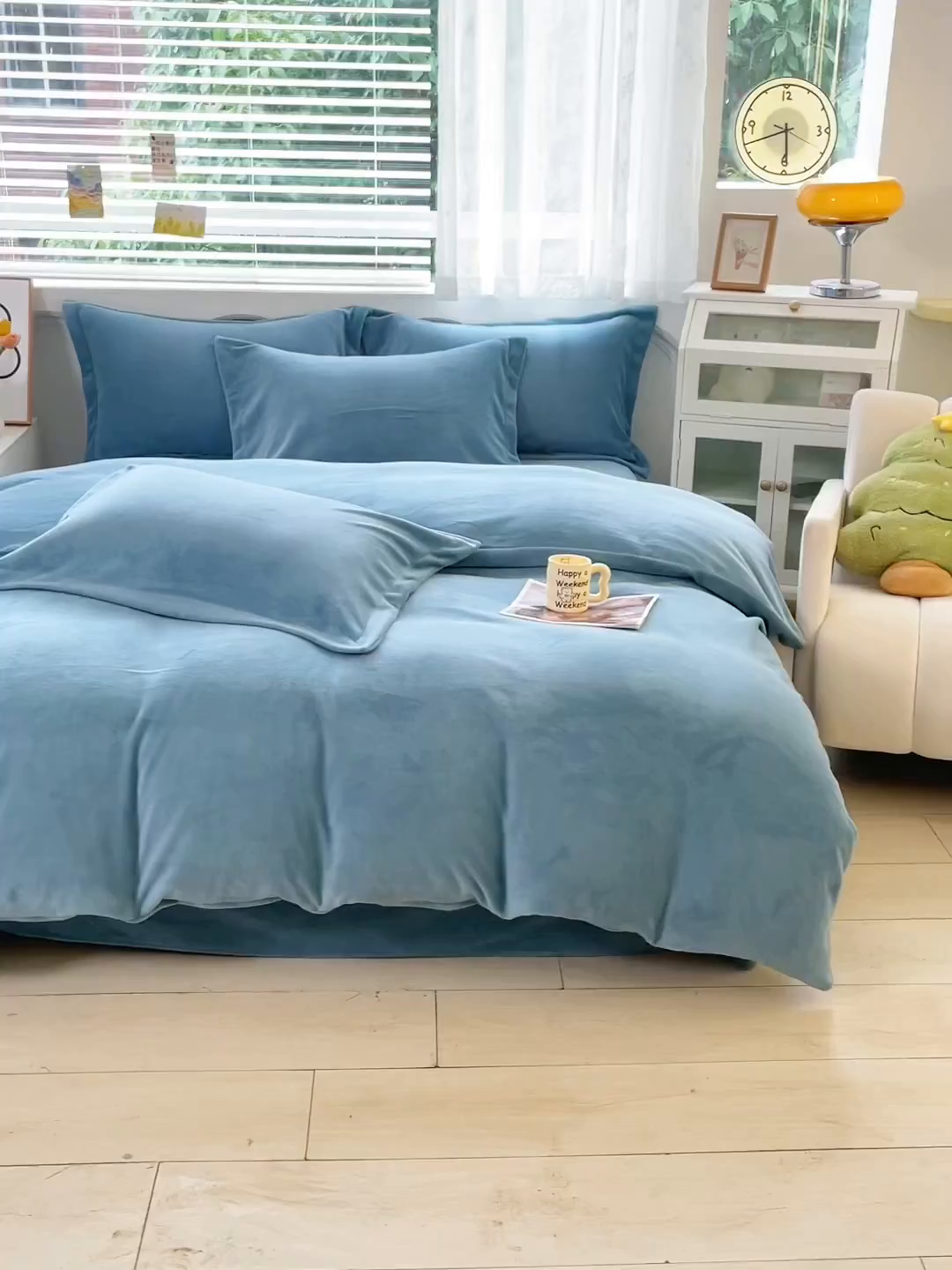 91家纺网 家纺一手货源 找家纺 锦罗绣 2025新款牛奶绒肌理纹单被套 繁星蓝