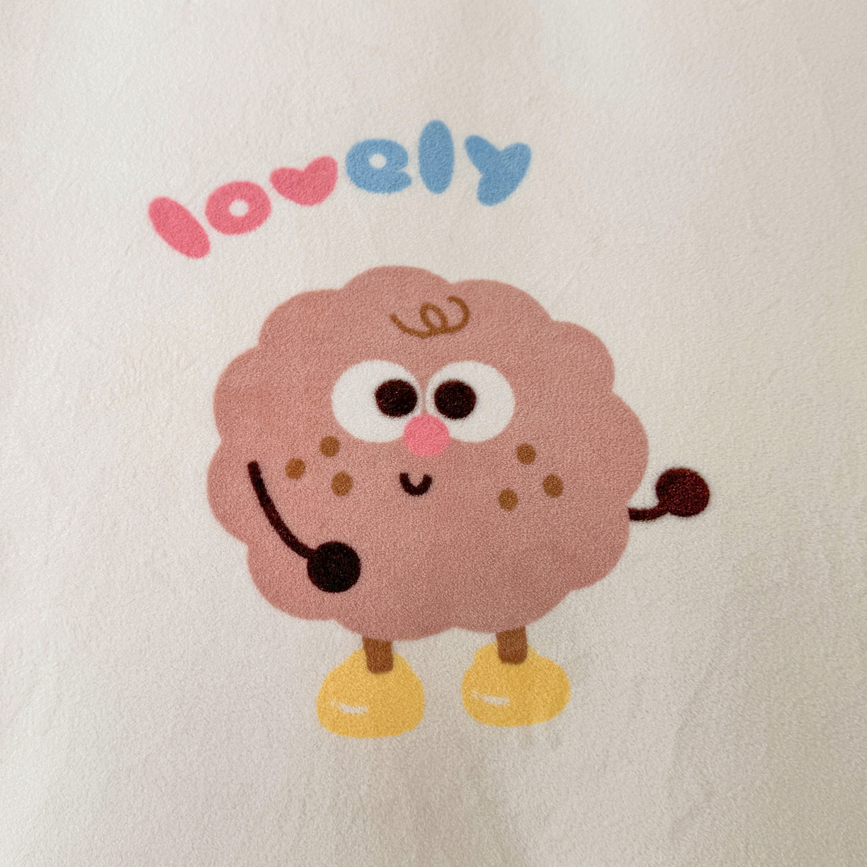 91家纺网 家纺一手货源 找家纺 LIFE.丽芙 2025秋冬新款A类牛奶绒加厚夹棉床笠+被套组合四件套 快乐多巴胺