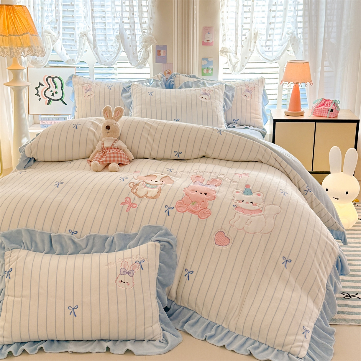 （总）绒棉世家 2025秋冬新款卡通消光牛奶绒贴布绣四件套-多巴胺系列