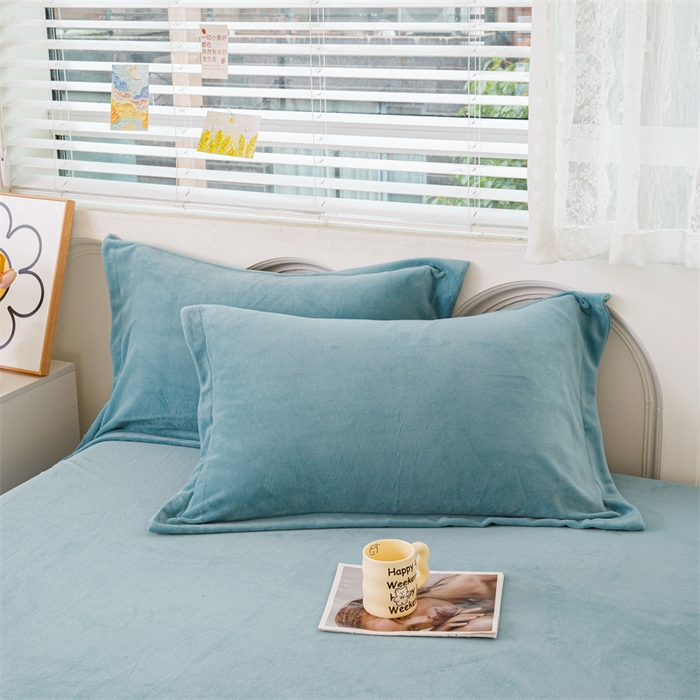 91家纺网 家纺一手货源 找家纺 锦罗绣 2025新款牛奶绒肌理纹四件套 繁星蓝