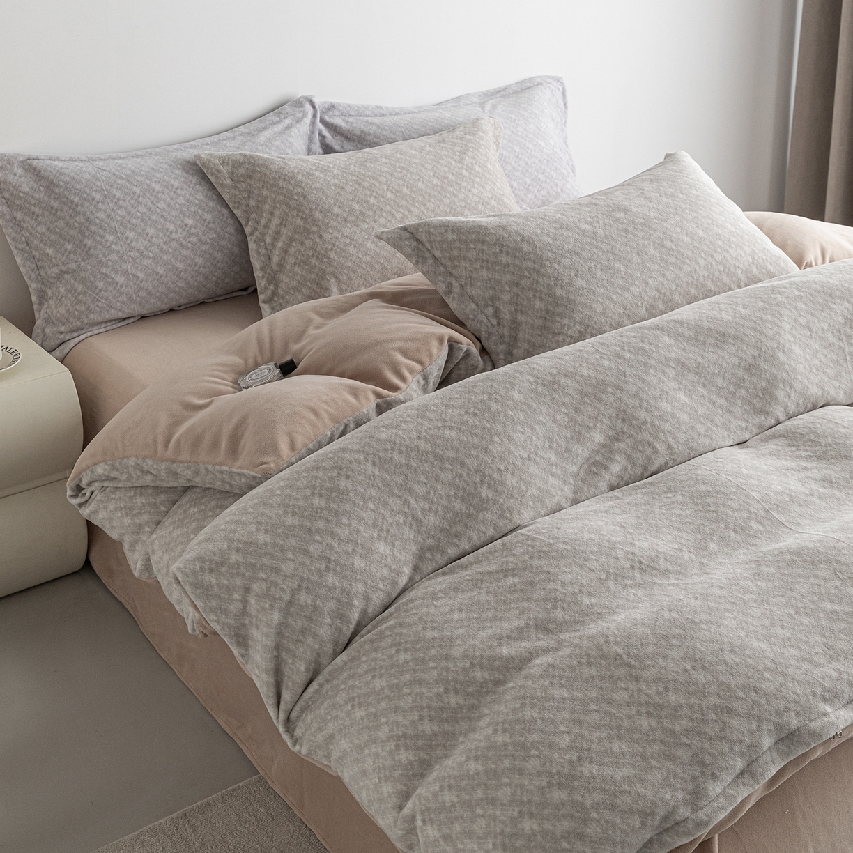 锦罗绣 2025新款牛奶绒肌理纹四件套 肌理纹-棕