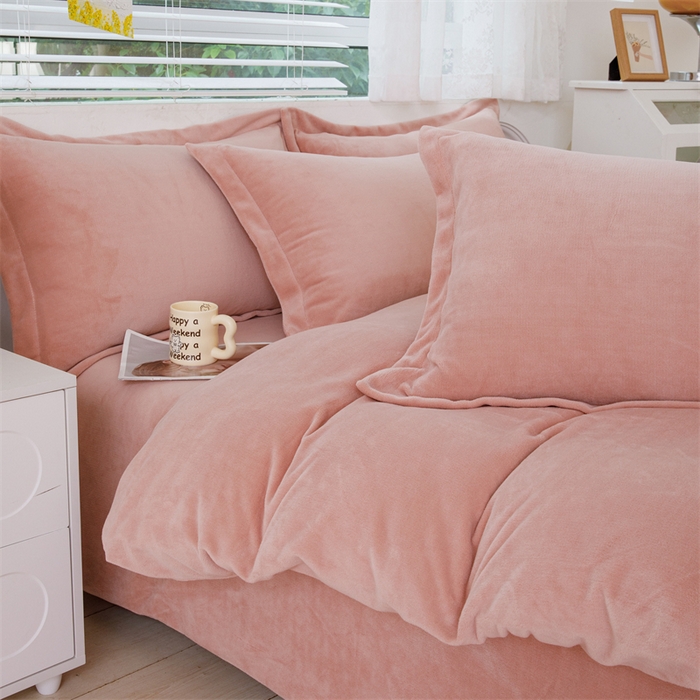 91家纺网 家纺一手货源 找家纺 锦罗绣 2025新款牛奶绒肌理纹四件套 暖橘