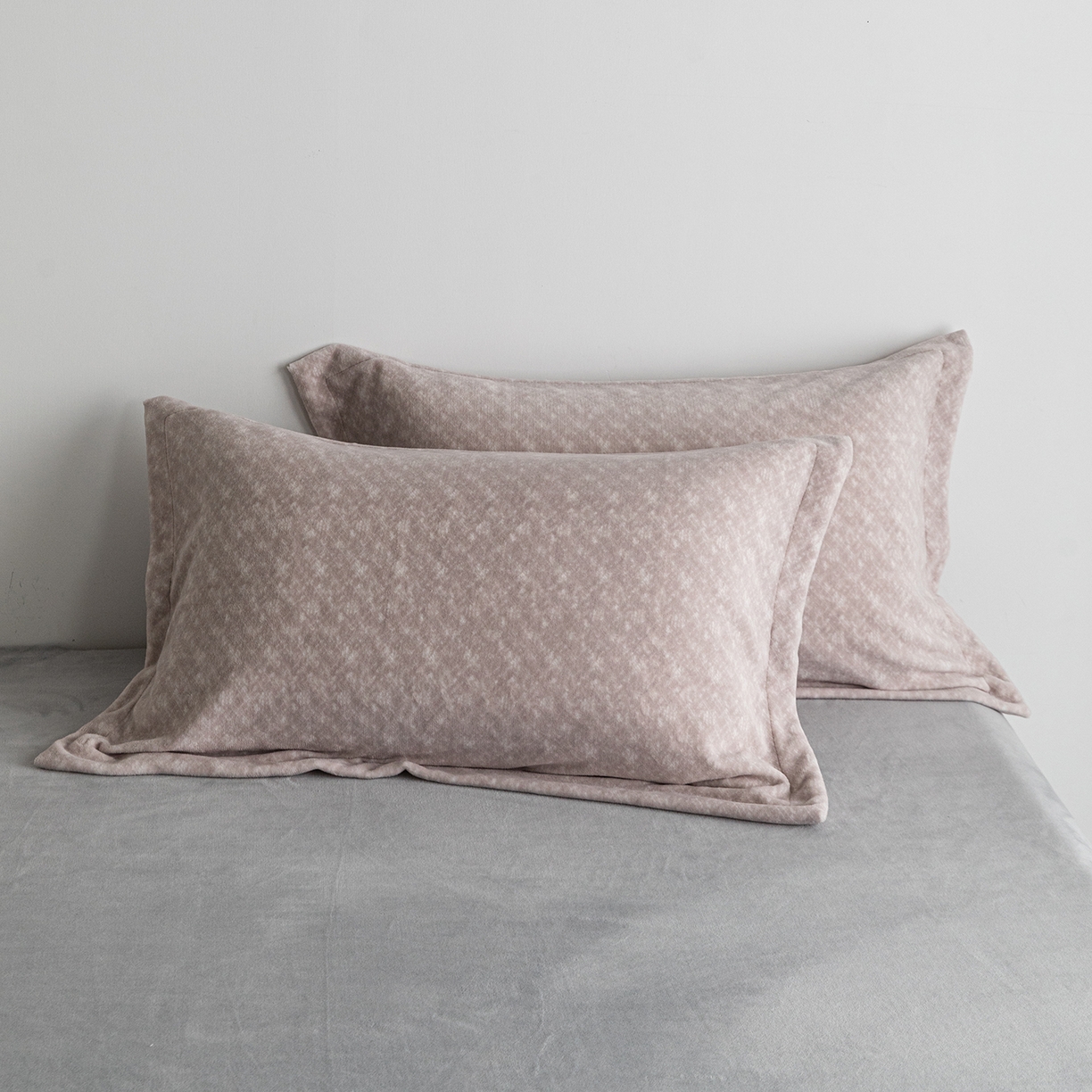 91家纺网 家纺一手货源 找家纺 锦罗绣 2025新款牛奶绒肌理纹四件套 肌理纹-咖