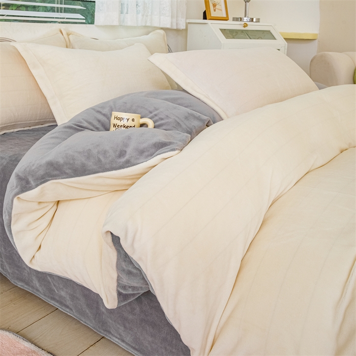 91家纺网 家纺一手货源 找家纺 锦罗绣 2025新款牛奶绒肌理纹四件套 米白拼灰