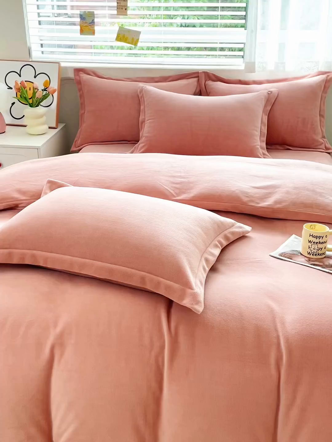 91家纺网 家纺一手货源 找家纺 锦罗绣 2025新款牛奶绒肌理纹四件套 暖橘