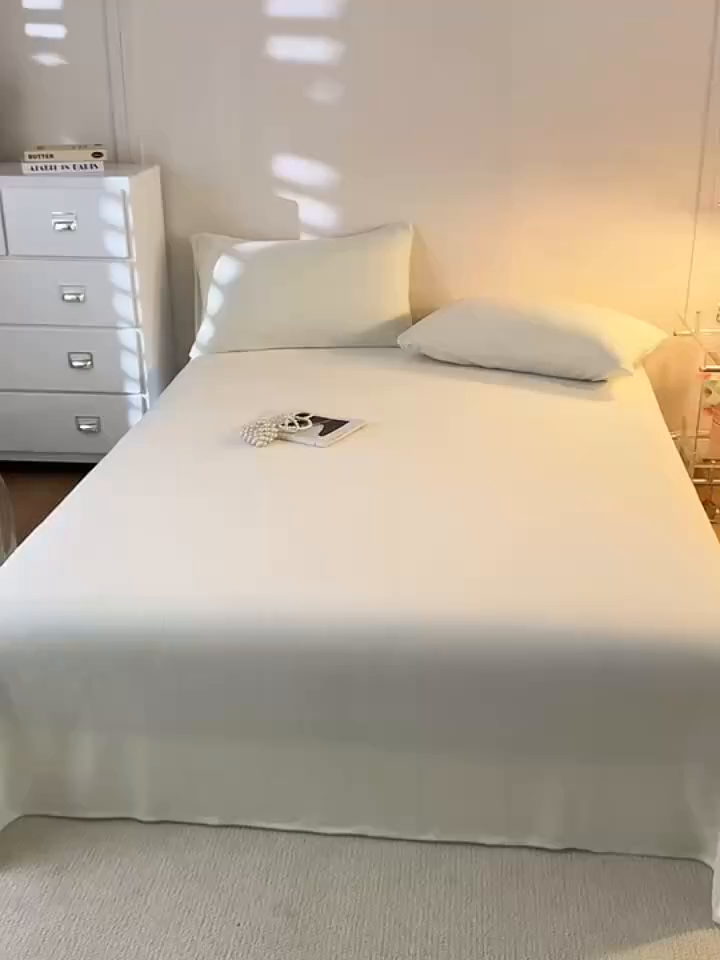 91家纺网 家纺一手货源 找家纺 眠博士 2025新款简约牛奶绒纯色单床单-场景二 牛奶绒纯色床单-奶白